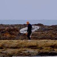 スナッパーロックスにケリー・スレーターが登場!フリーサーフィン動画