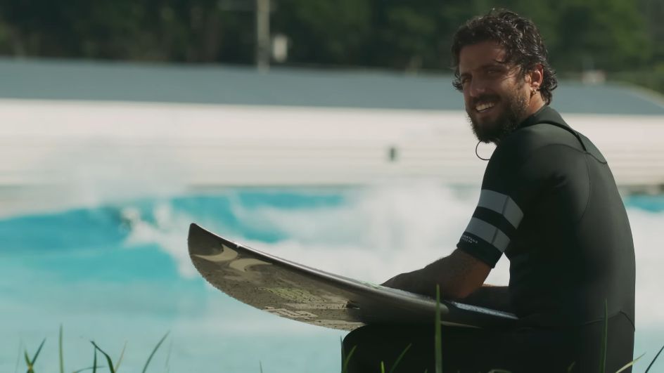 ブラジルのウェイブプール「Beyond the Club」でフィリペ・トレドのフリーサーフ動画