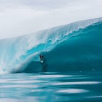 ローカルのエイメオ・チェルマクが公開したチョープー炸裂のフリーサーフ動画