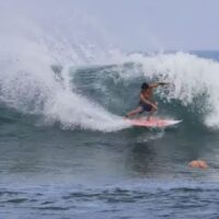 サーフ&ファッションで人気なバリ島チャングー！和井田理央のフリーサーフ動画