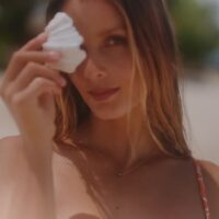 ジョシー・プレンダーガストの「Shapes For Shapes」プロモフリーサーフィン動画