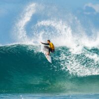 モリーがWSLファイナル進出を決定!2025年CT第10戦「Jベイオープン」初日