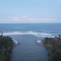 2025年7月22日撮影のバリ島（インドネシア）バリアンのフリーサーフィン動画