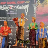 インドモーメントが公開した2025年リップカールカップ@パダンパダンの舞台裏動画