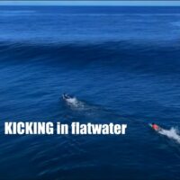 サーフィンのパドリング中にキックを取り入れスピードアップに繋がるのか？