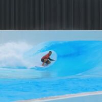 バレルコースもある新たな米国ウェイブプール!ブレット・バーリーVlog動画