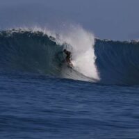 2025年7月のメンタワイ諸島!ジャクソン・ドリアンのフリーサーフィン動画