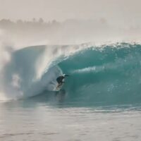 今季最大サイズのスウェル!メンタワイ諸島グリーンブッシュなどでのフリーサーフ動画