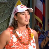 ハワイ州が2026年からサーフィンを高校の公式競技にすると発表