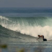 バリ島クラマスが炸裂!プロサーファーが大集合したフリーサーフィン動画