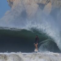 中米コスタリカ一のサーフスポット/ウィッチーズロック！フリーサーフィン動画