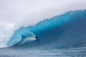 フィジーのクラウドブレイクが再びのイクスクルーシブウェイブへと戻る可能性が