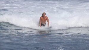 オアフ島ノースショアのハレイワ！イーサンやマイケルのフリーサーフィン動画