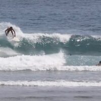雨季でスウェルが無くてもサーフ可能なバリ島！年間ワーストコンディション動画