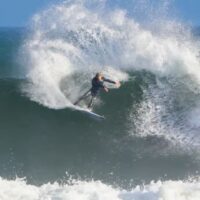 イーサン・ユーイングのターンがネクストレベルへ！ベルズでのフリーサーフ動画