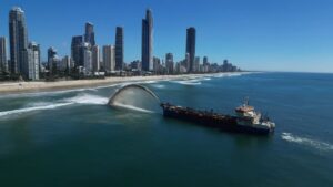 ゴールドコーストでの浚渫で誕生した砂州や新たなサンドバンクでのサーフなど