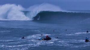 【必見】アイルランドのマラモアが大炸裂！狂気のレフトスラブセッション動画