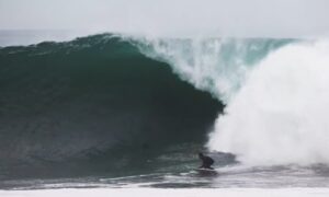 エディスウェル炸裂の昨年末の南米ペルー！渡辺太郎のサーフトリップ動画