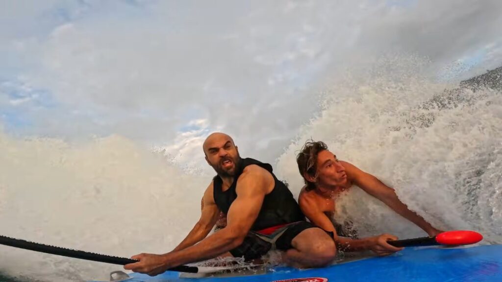 オアフ島ノースショアのビッグウェイブでSUPスクワッチ！ジェイミー・オブライエンVLOG動画