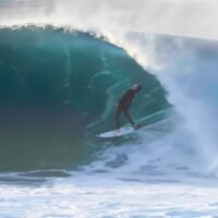 ジョーディ・スミスがホームで過去イチの波をスコア！ダーバンでのフリーサーフ動画