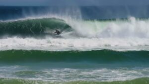 南アフリカが舞台のサーフムービー「Where the Air is Thick with Glory」