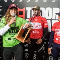 女性ビッグウェイブレジェンドのジャスティン・デュポンが脊椎骨折の大怪我