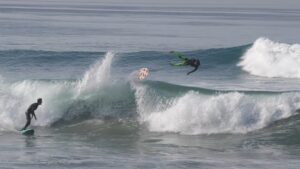 ロブ・マチャドも登場！サイズアップでクリーンなサンディエゴでのフリーサーフ動画