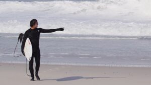 南アフリカのパワフルビーチブレイク！ジョーディ・スミスのフリーサーフィン動画