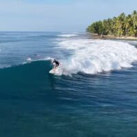 サーフィンが爆速でレベルアップできるトレーニンググランド！雨季のメンタワイ動画