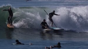 マリブにヒットしたアーリーシーズンスウェル！激込みカオスなフリーサーフ動画