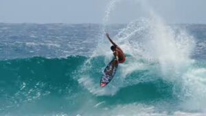 ミックやパーコに和井田も！スナッパーでの新旧入り乱れたフリーサーフ動画