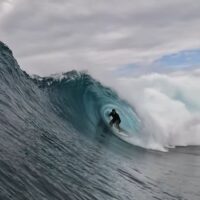 雨季のメンタワイは一般サーファー天国？プロが明かすインドネシアトリップのリアル