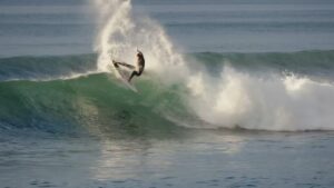 2026年CT初戦開幕直前のベルズビーチでCTサーファーによるウォームアップサーフ動画