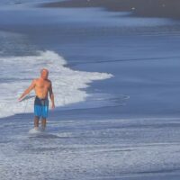 【必見】ケリー・スレーターから学ぶビジターのポジショニング！バリ島動画