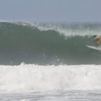 今年一のベストシェイプとなったバリ島クラマス！フリーサーフィン動画