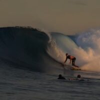2026年6月のメンタワイ諸島（インドネシア）でのフリーサーフィン動画