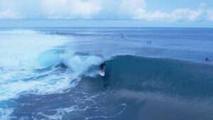 メンタワイ諸島ランスレフト動画！潮周りでバレルからカットバックまで何でもあり